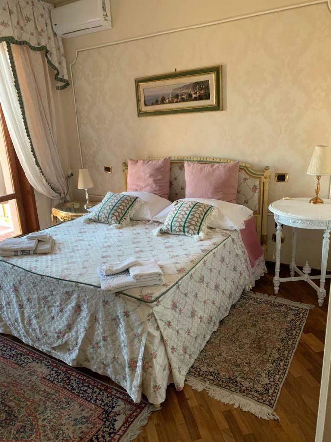 I Citri Bed & Breakfast ตารันโต ภายนอก รูปภาพ